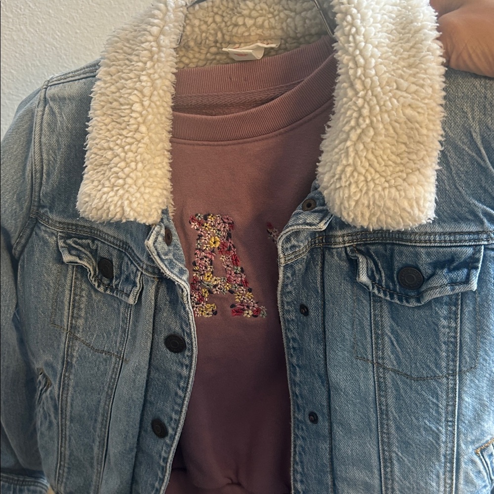 Cat & Jack Jean Jacket & Gap Sweatshirt